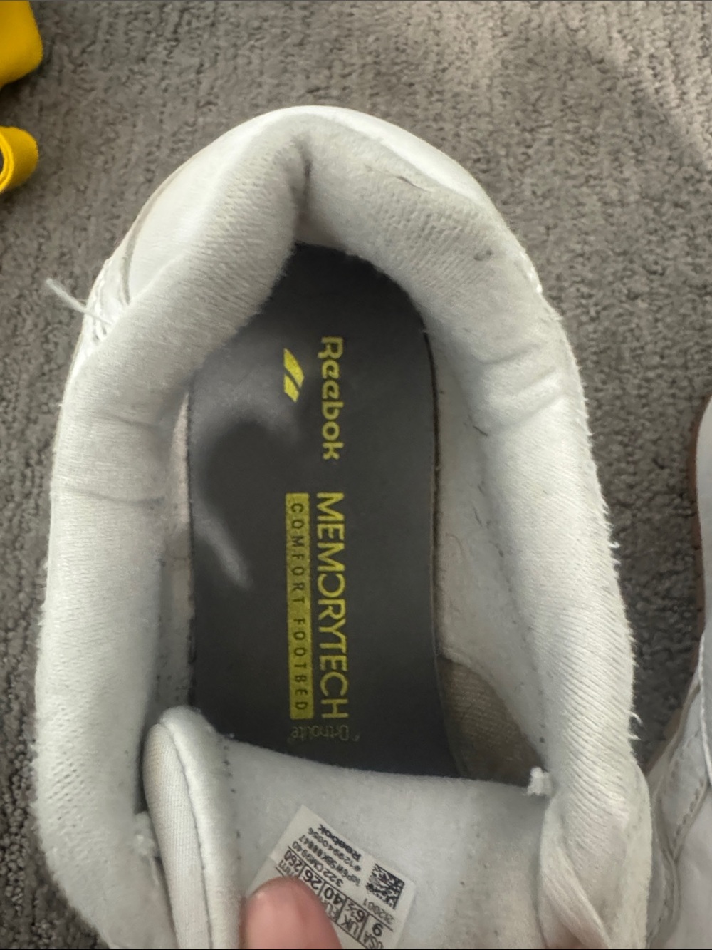 Retro Rebook Sneakers size 9 - Picture 2 of 4